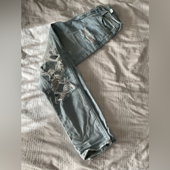 H&M Boyfriend Low Ripped Jeans Size 2 - Picture 5 of 7